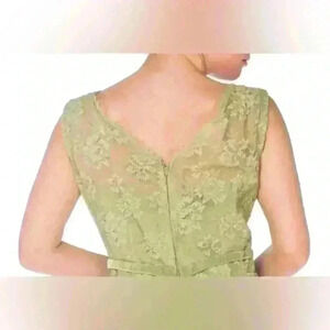 Women’s COLOUR by Kenneth Winston